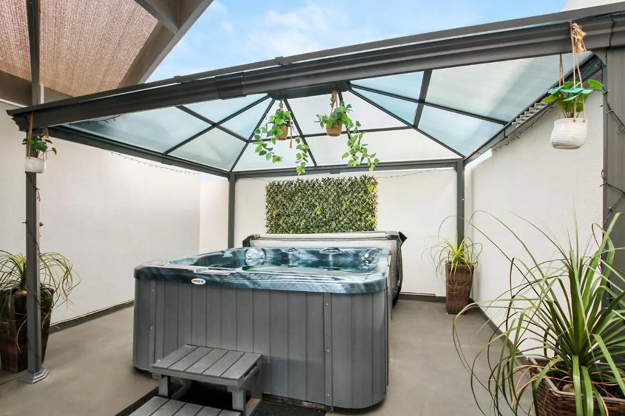 Appartamento Unit 65 Grand Pacific Resort Bulcock St Caloundra